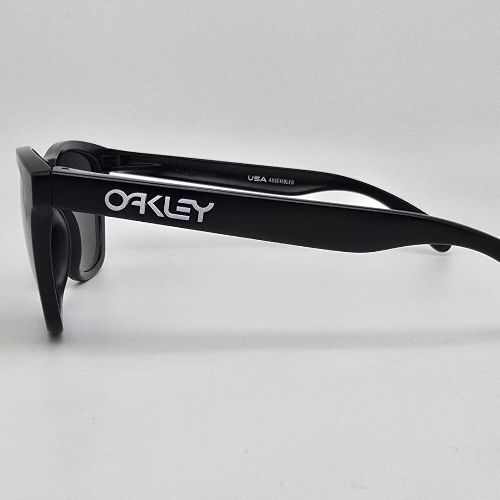 Oakley 24-297 Collector Frogskins Matte Black Polarized Black Iridium Sunglasses - Picture 3 of 13